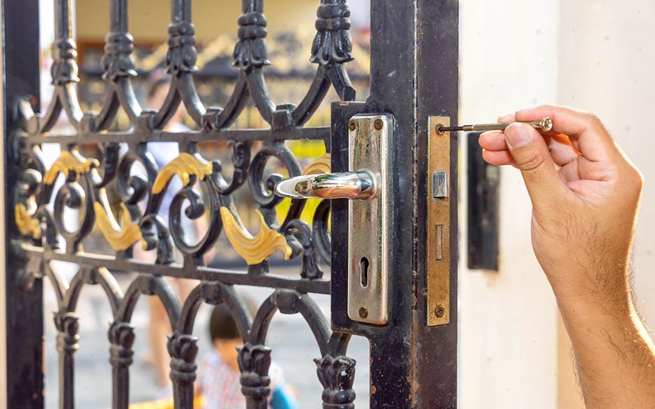 cout serrurier ouverture porte Provins